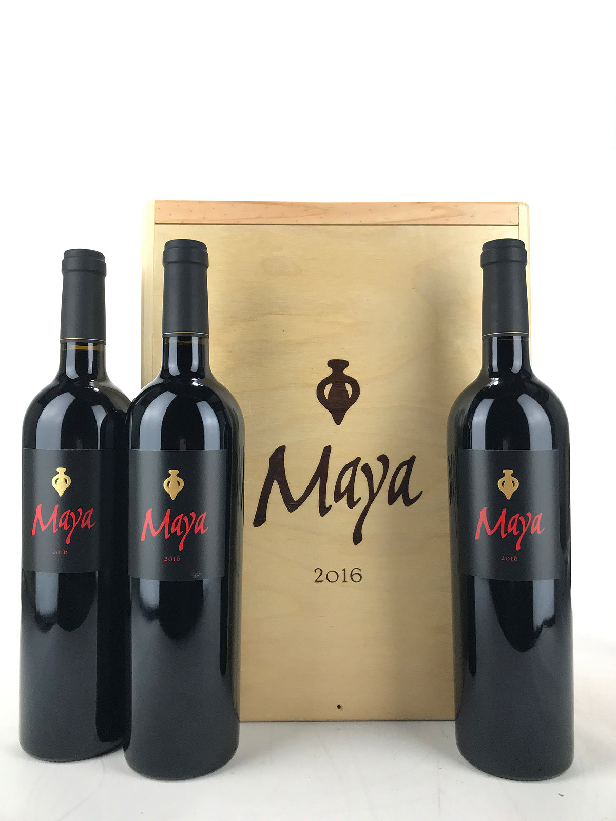 ダラ・ヴァレ・ヴィンヤーズ マヤ 2016 Dalla Valle 2016 Dalla Valle Maya - CellarTracker